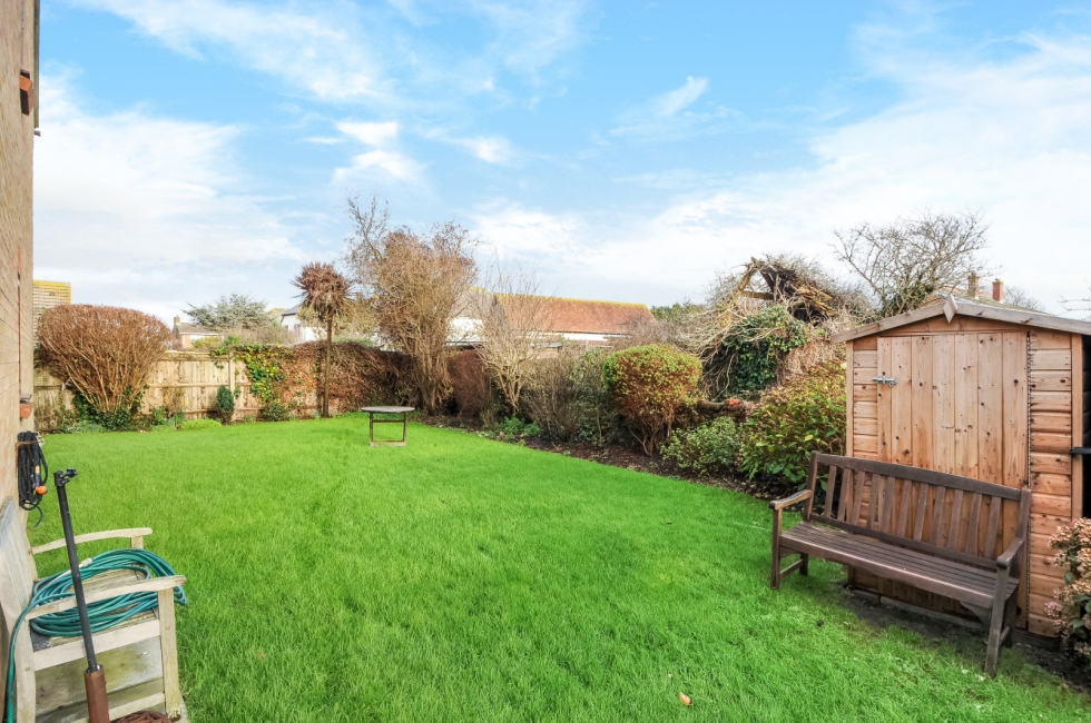 Property for Sale, East Wittering 24 Windmill Court Baileys Estate Agent